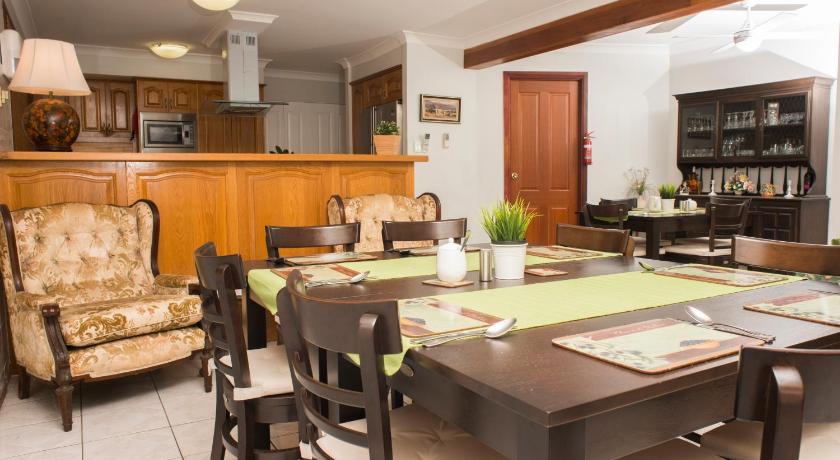 Standard Queen Room,703677121:JPEG